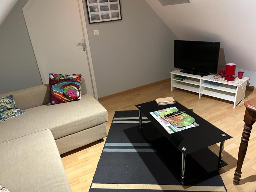 Mamoucafecouette Bed and Breakfast Roz-sur-Couesnon Exteriör bild